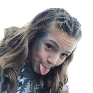 Meet your Posher, Jenna